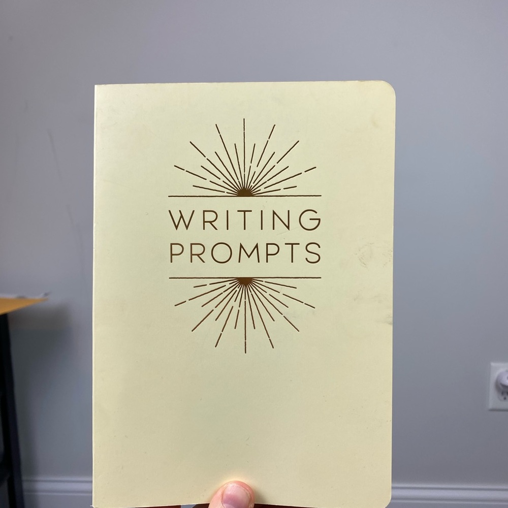 Writing prompts book‎